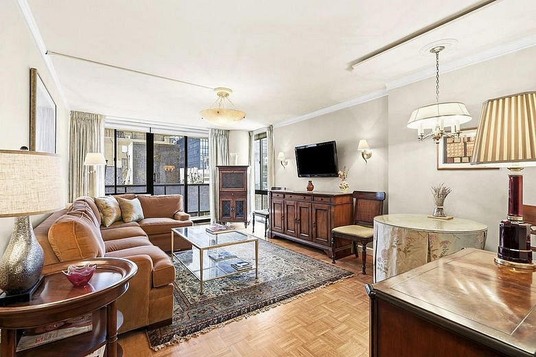 255 East 49th Street #9A