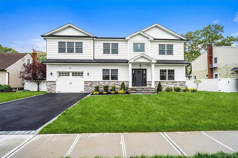 255 N Chestnut Street