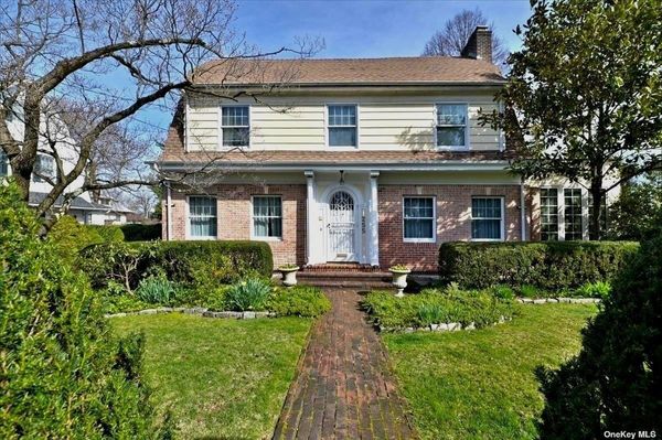 Image 1 of 34 for 255 Park Lane in Queens, Douglaston, NY, 11363