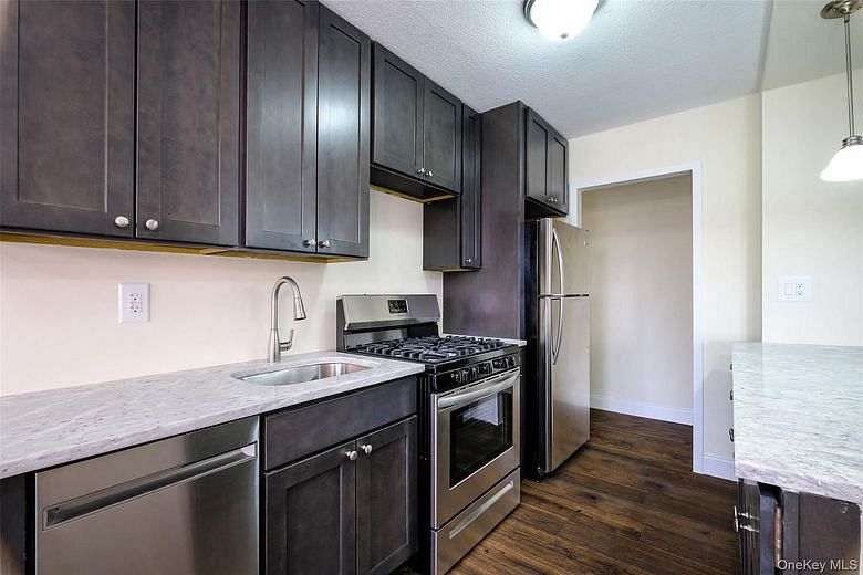2550 Olinville Avenue #6K