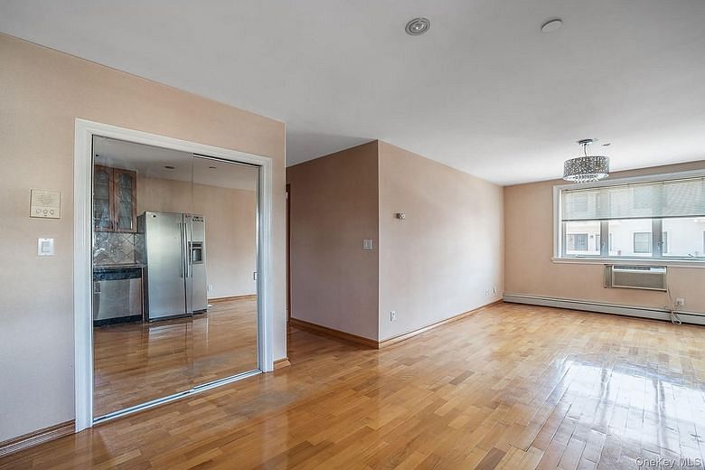 2560 Stillwell Avenue #2B