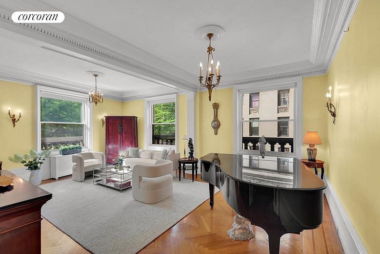 258 Riverside Drive #1B
