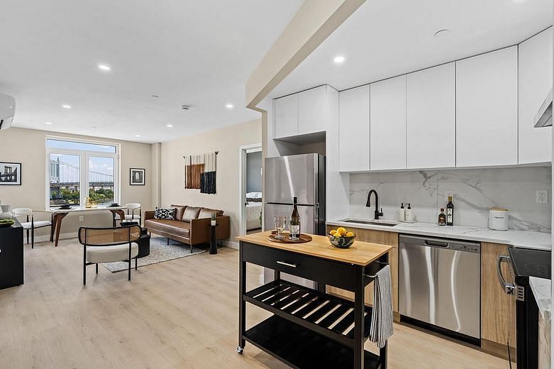 26-15 4th Street #5L