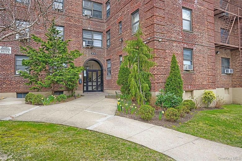 26-20 141st Street #2G