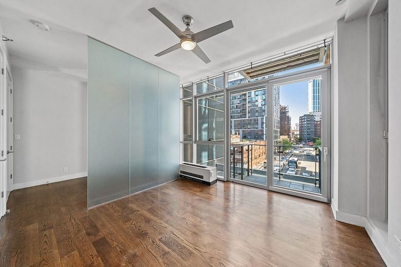 26-26 Jackson Avenue #401