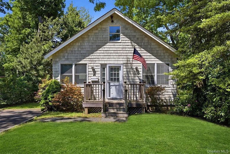 26 Garfield Avenue