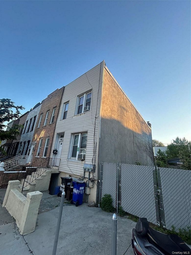 26 Gunther Place