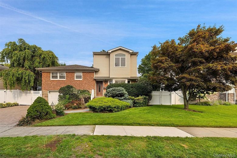 26 Kathleen Drive E
