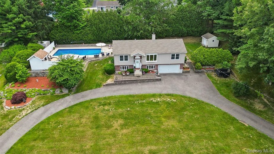 26 Pugsley Parkway