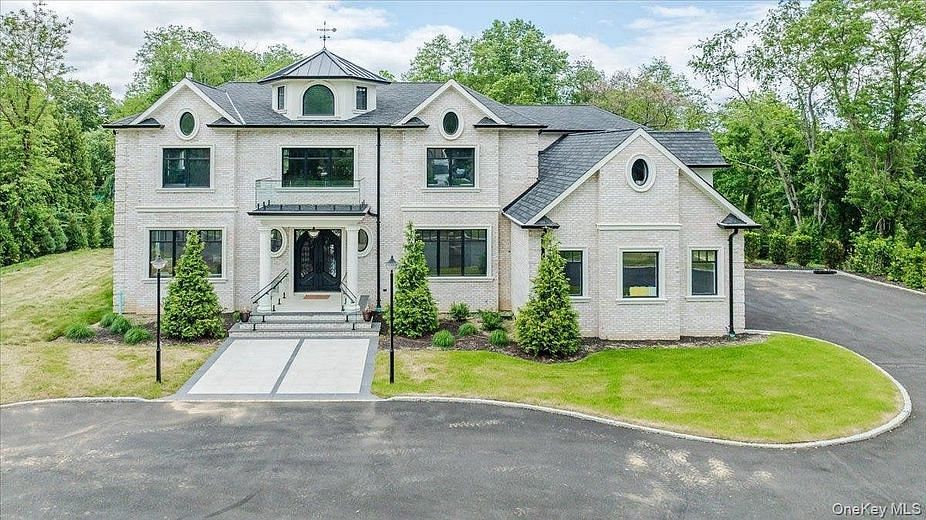 26 Saint Andrews Court