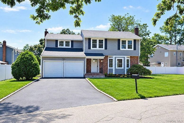 26 Tell Avenue