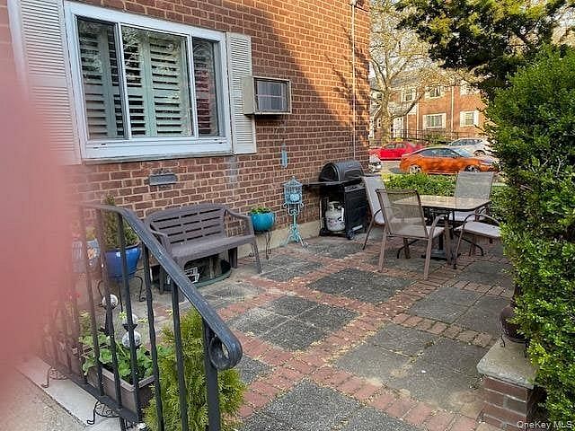 260-17 75th Avenue #Duplex