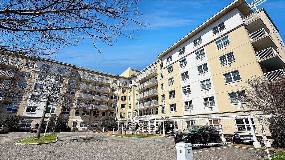 260 Beach 81st Street #2P