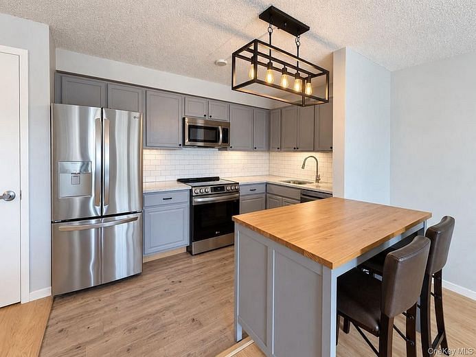 260 Beach 81st Street #3D