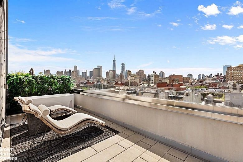 260 Bowery #PH