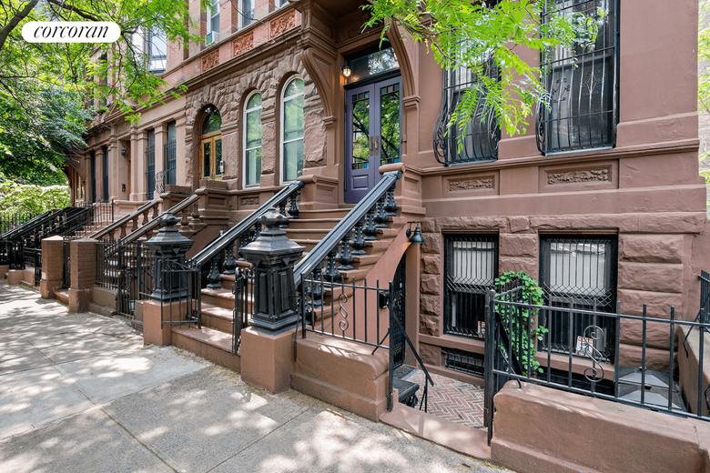 260 West 121st Street