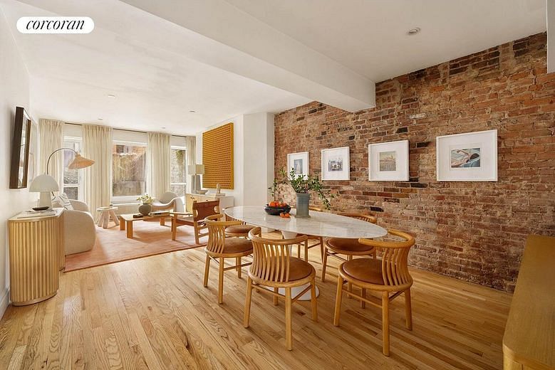 260 West 22nd Street #2