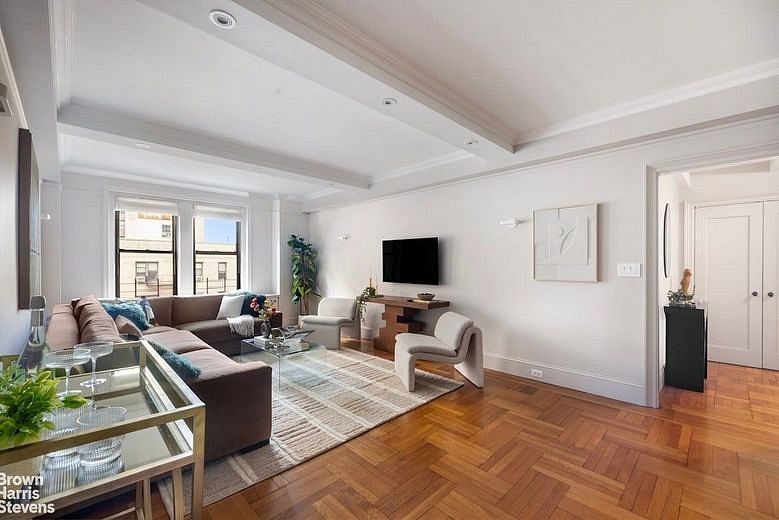 260 West End Avenue #6B