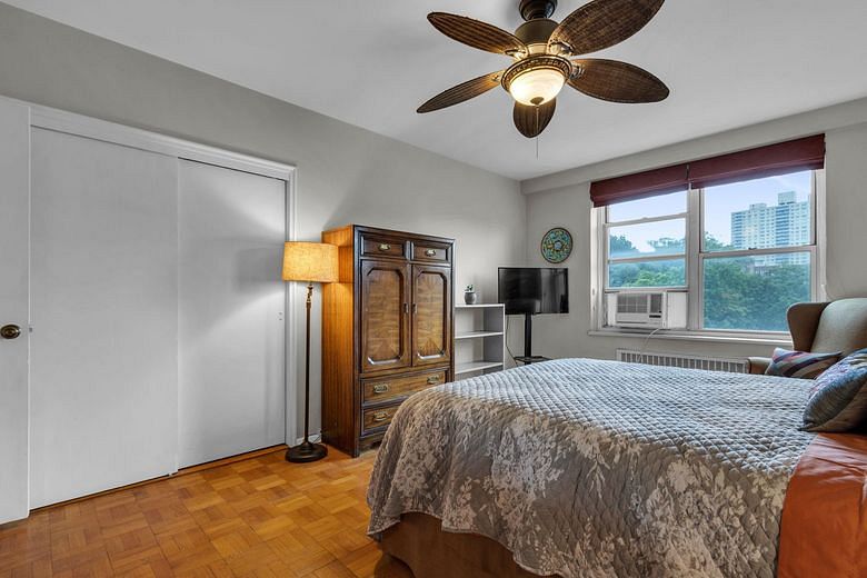 2601 Henry Hudson Parkway #5E