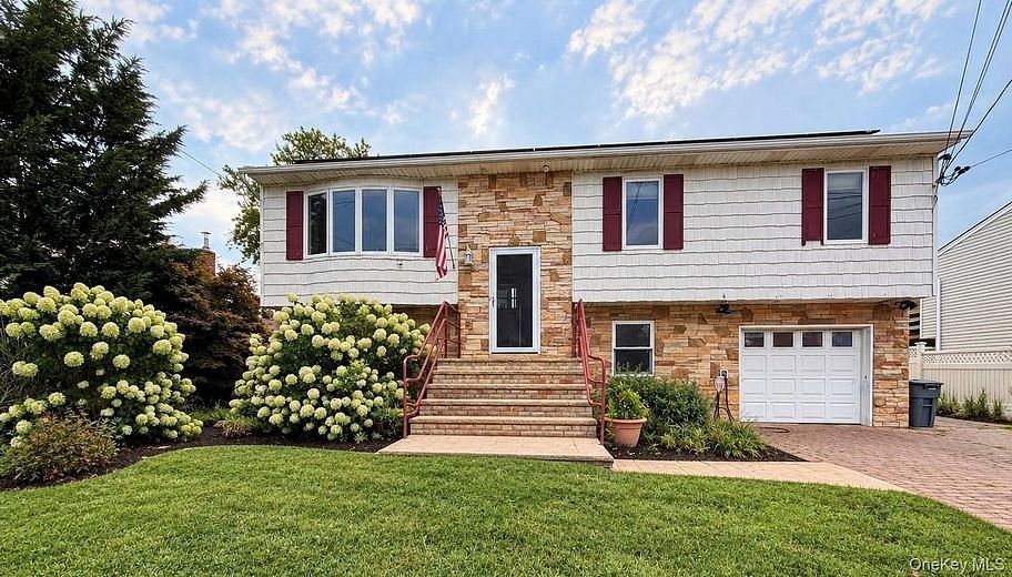 2608 Island Channel Road