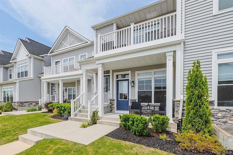 261 Silver Timber Drive