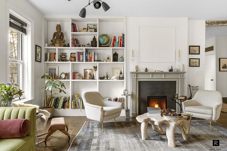 261 West 22nd Street #24/25/26