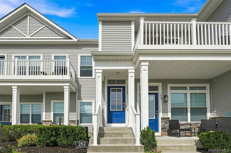 262 Silver Timber Drive