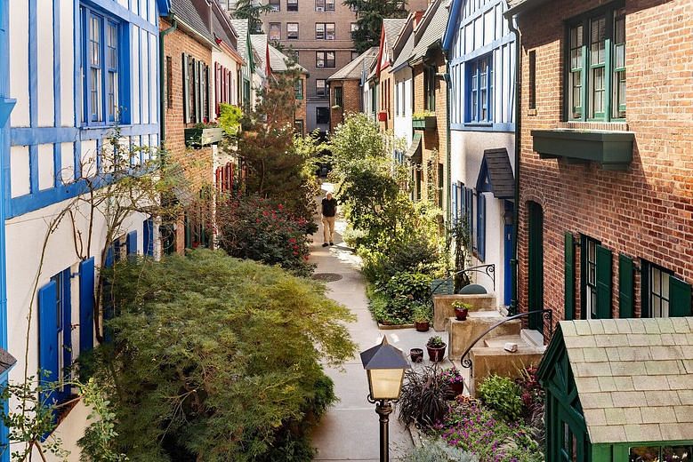 262 West 95th Street #2/3