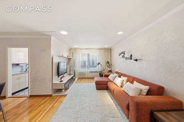 2620 Ocean Parkway #4C