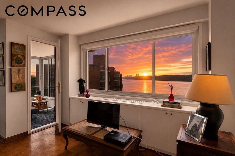 2621 Palisade avenue #11J