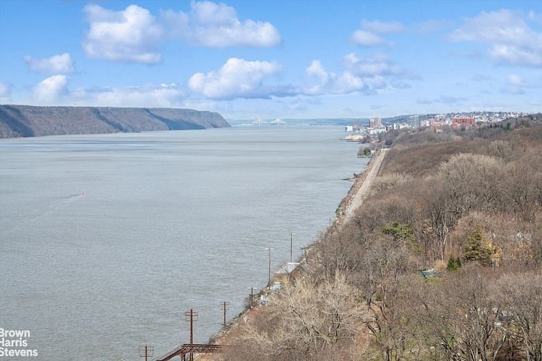 2621 Palisade avenue #14C