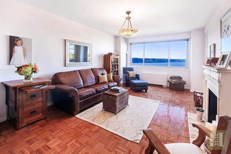 2621 Palisade avenue #14F