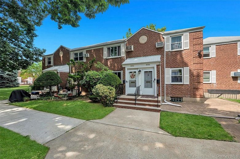 263-53 74th Avenue #90E31
