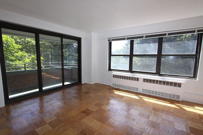 264 East Broadway #C206