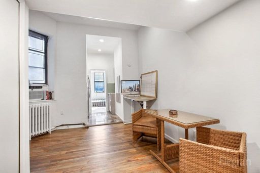 Image 1 of 8 for 264 West 22nd Street #4 in Manhattan, NEW YORK, NY, 10011
