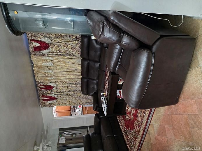 2661 Marion Avenue #1H