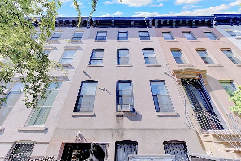 268 Dean Street