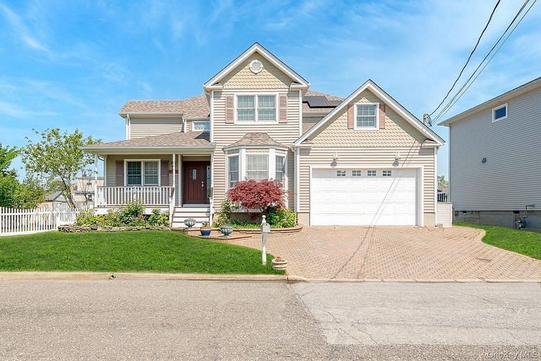 2683 Peconic Avenue