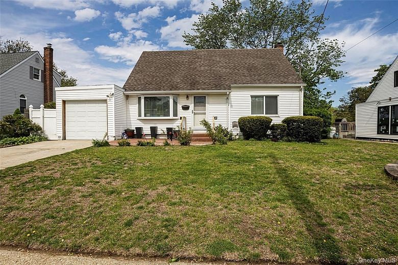 2687 Fox Road