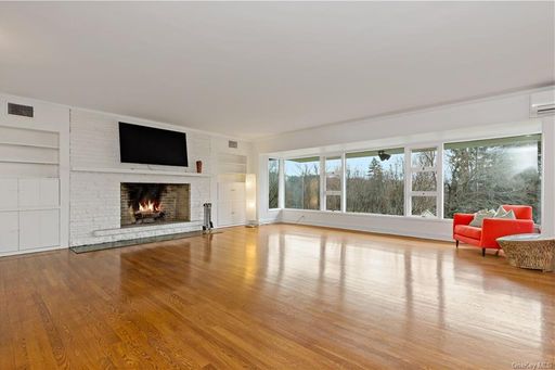 Image 1 of 34 for 120 Holbrook Road in Westchester, Briarcliff Manor, NY, 10510