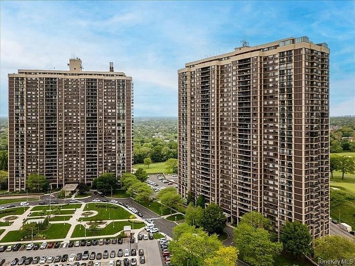 269-10 Grand Central Parkway #1C