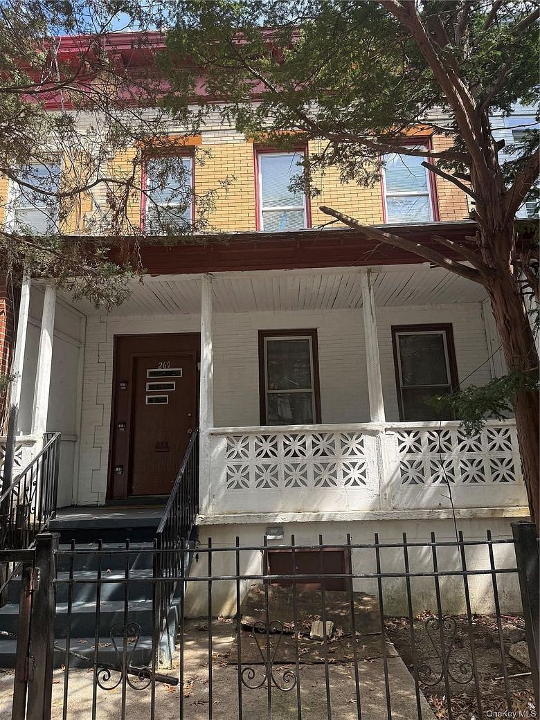 269 Grant Avenue
