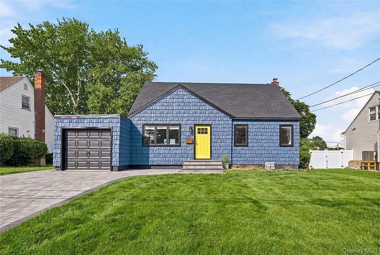 2693 Fox Road