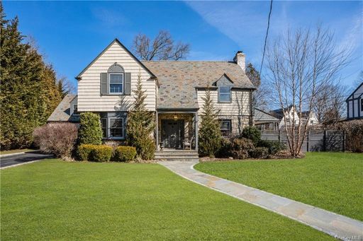Image 1 of 26 for 9 Campden Road in Westchester, Scarsdale, NY, 10583