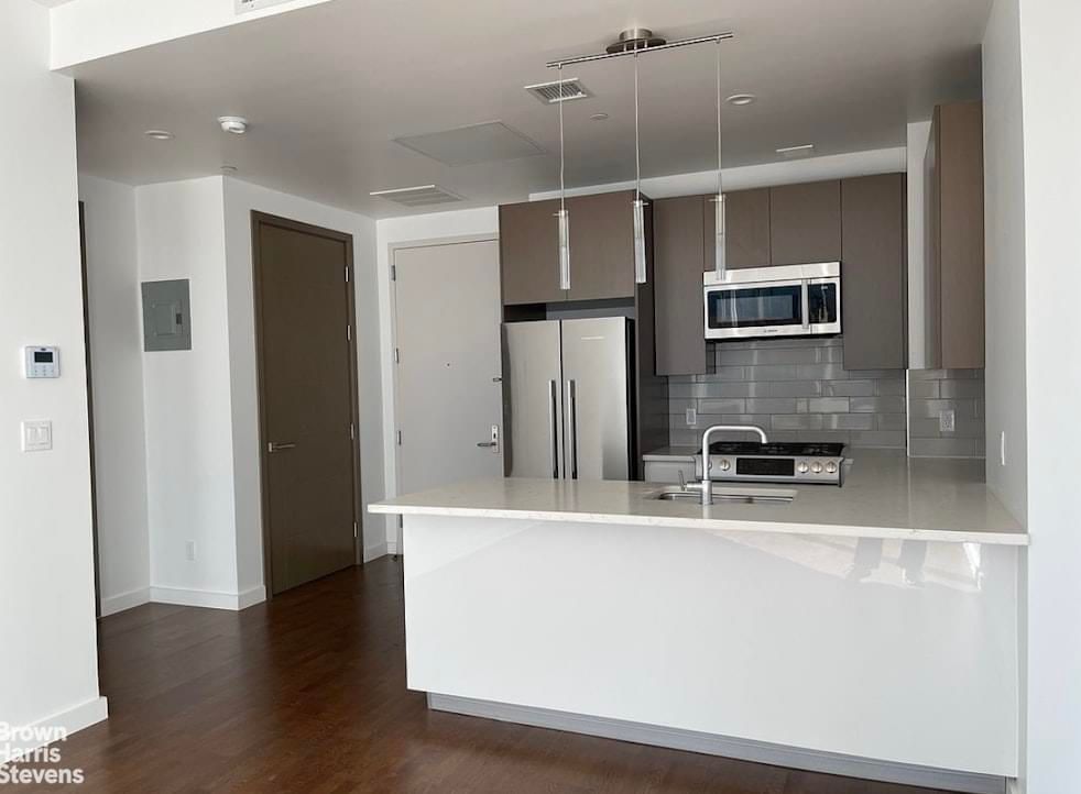 Image 1 of 8 for 27-17 42nd Road #14G in Queens, NY, 11101