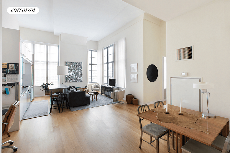 27-28 Thomson Avenue #228