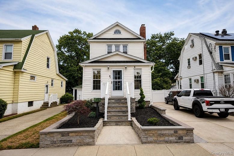 27 Avondale Street