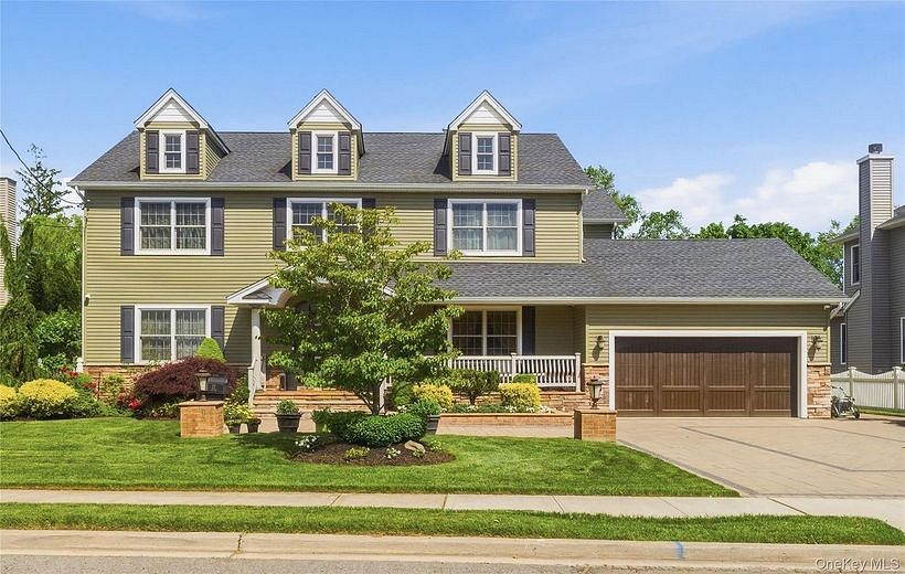 27 Davison Place