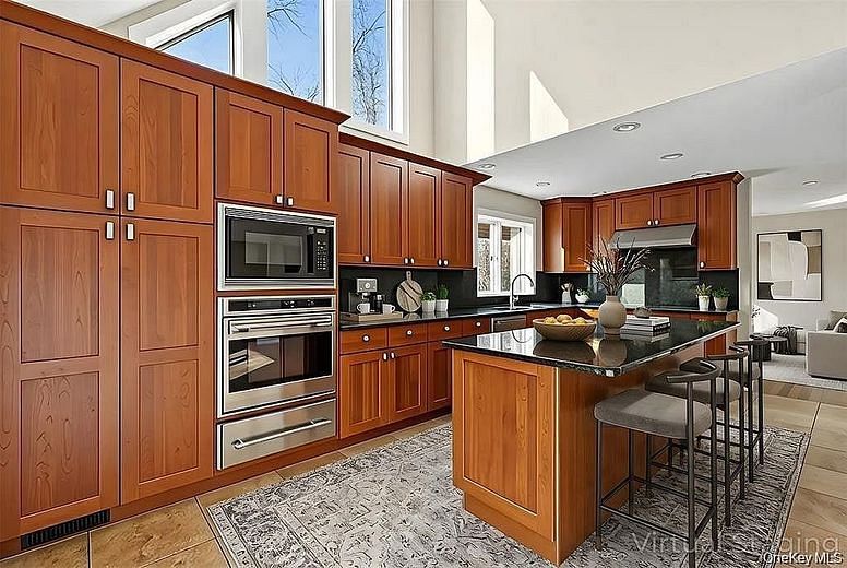 27 Ravine Road