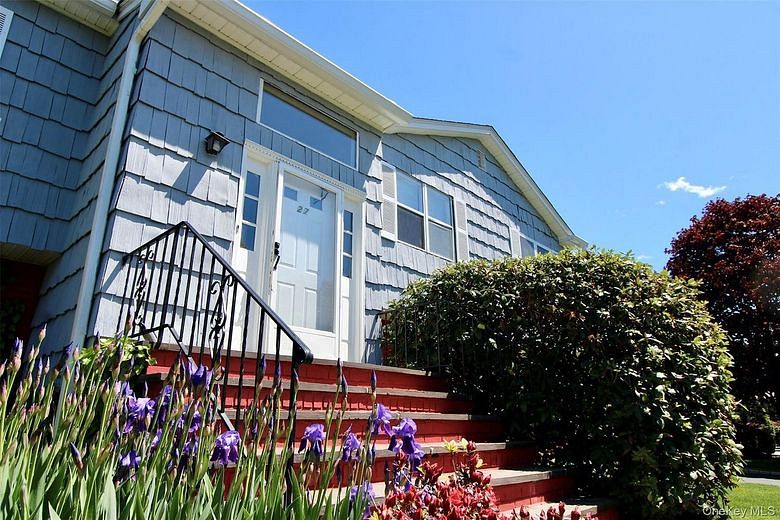 27 Skyview Lane